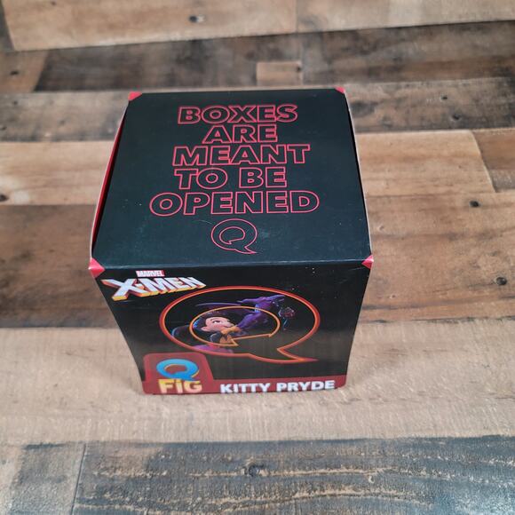 Marvel's X-men Kitty Pryde and Lockheed Q-Fig Elite Diorama Figure Vinyl Figure - Picture 6 of 10